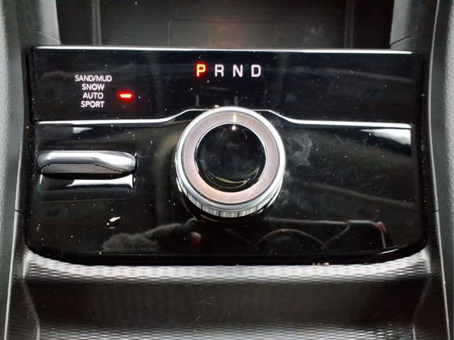 Used 2024 Jeep Grand Cherokee L Limited w/ Luxury Tech Group II image 21