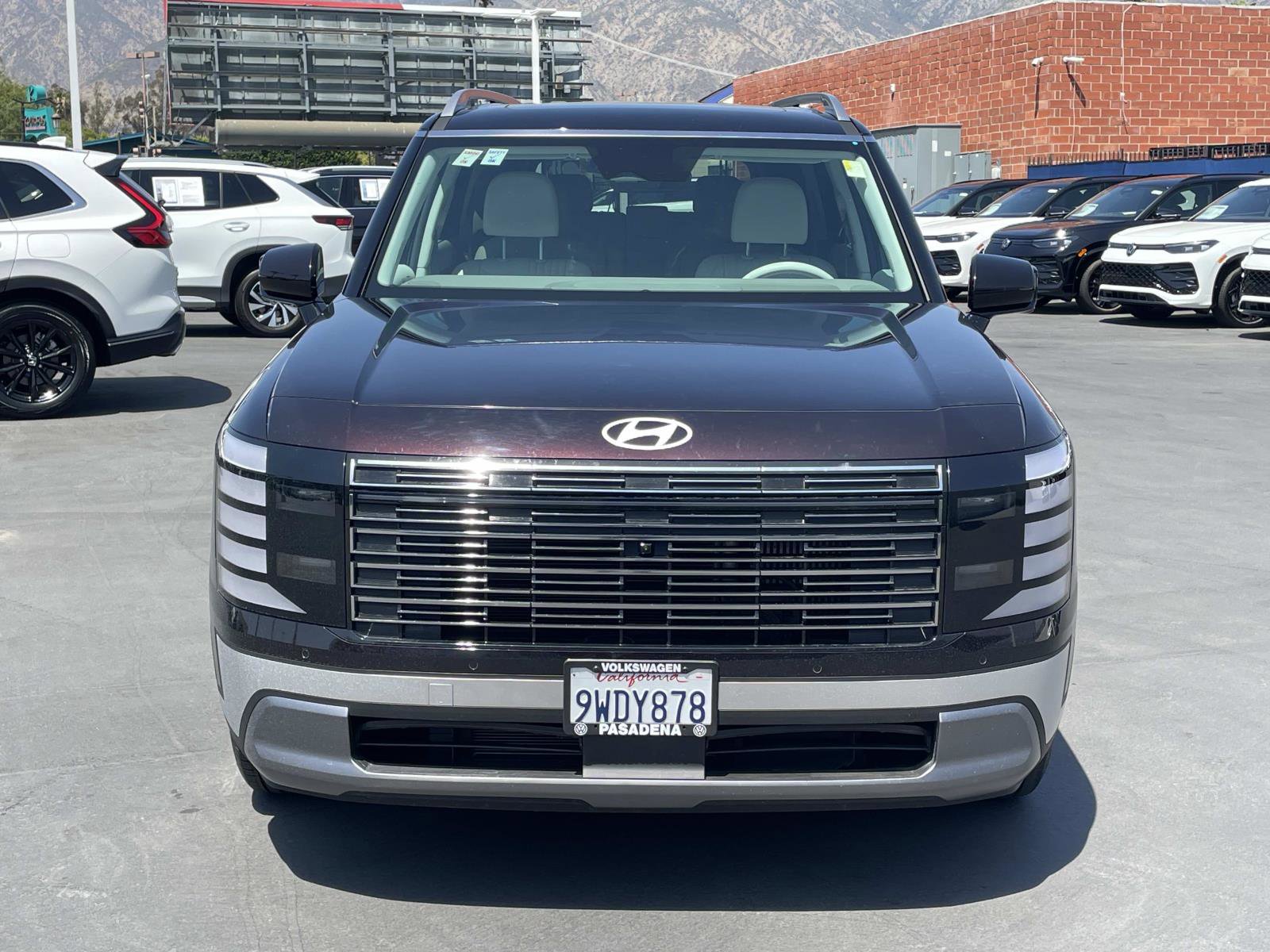 Used 2026 Hyundai Palisade SEL Premium FWD image 2