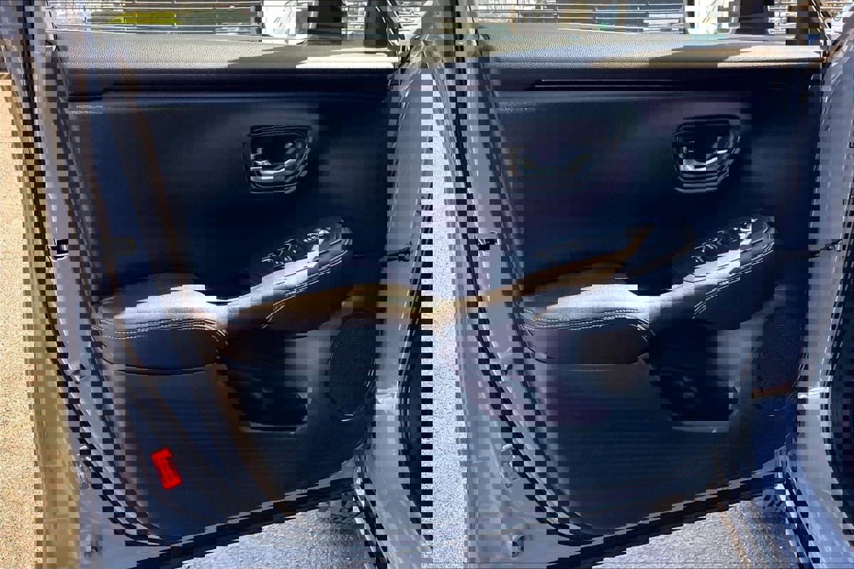 Used 2024 Honda HR-V Sport image 19