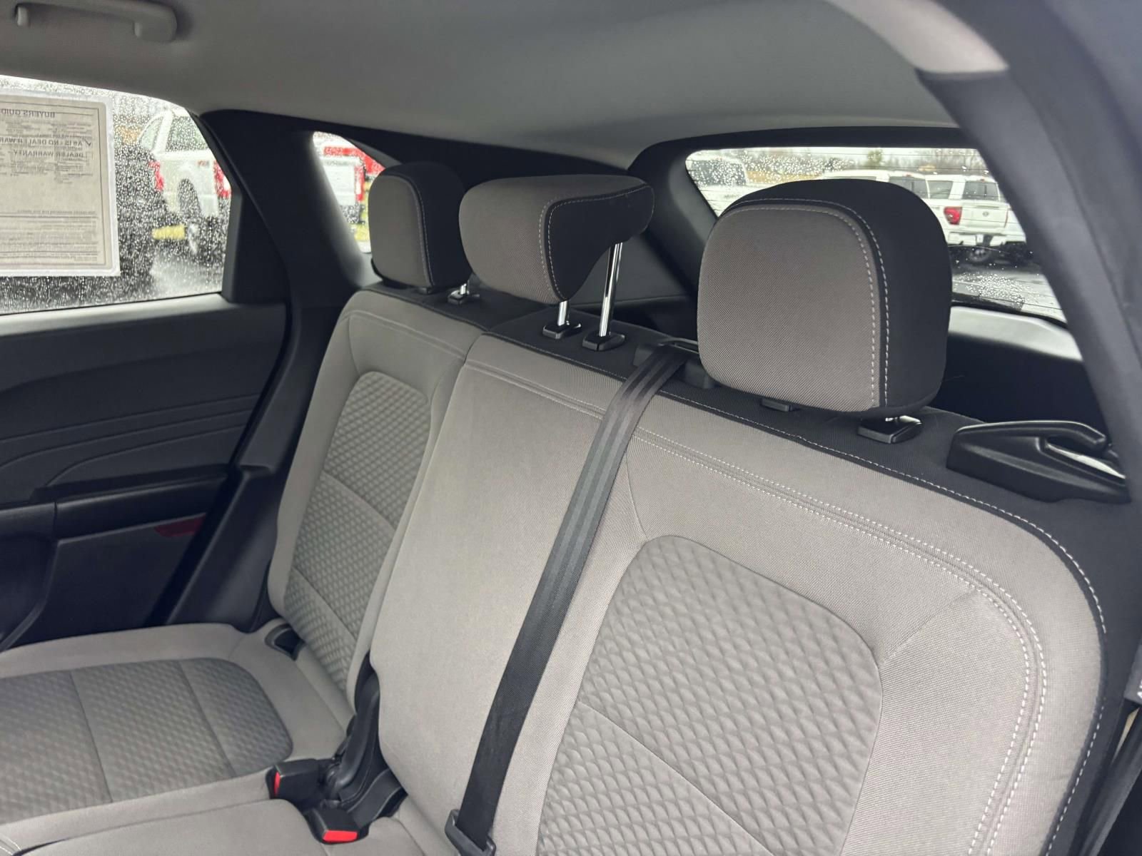 Used 2022 Ford Escape SE w/ SE Sport Appearance Package image 28