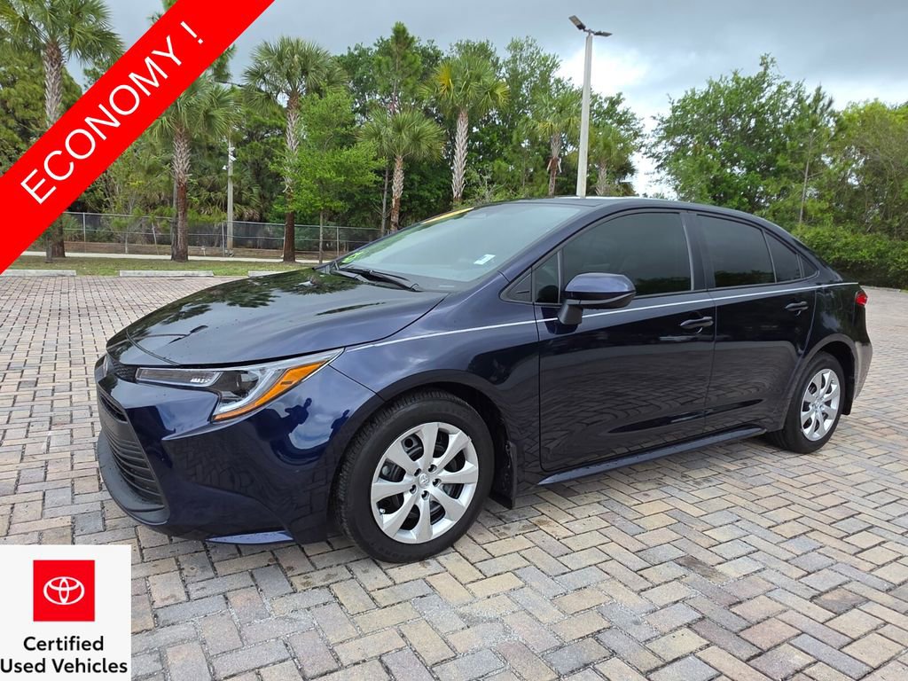 Certified 2025 Toyota Corolla LE FWD image 3