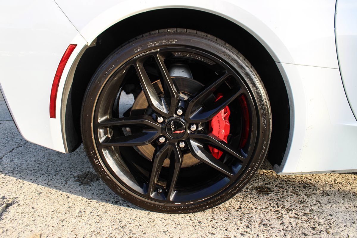 Used 2019 Chevrolet Corvette Stingray Coupe w/ 1LT RWD image 45