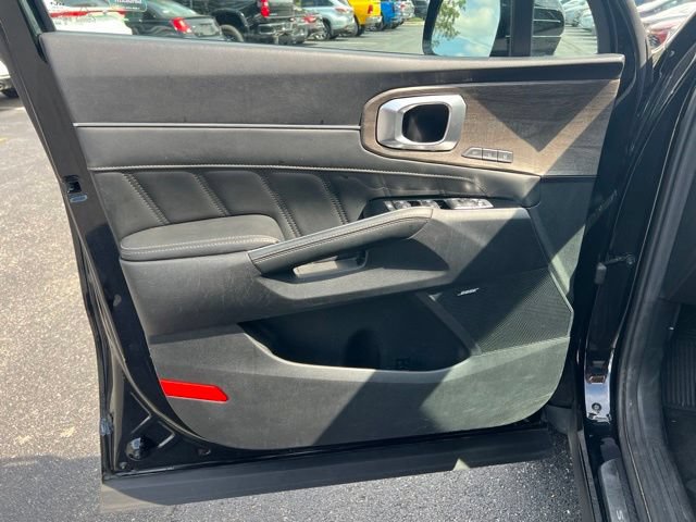 Certified 2022 Kia Sorento SX Prestige AWD/4WD image 29