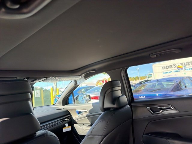 New 2026 Kia Sportage X-Line w/ X-Line Premium Package image 10