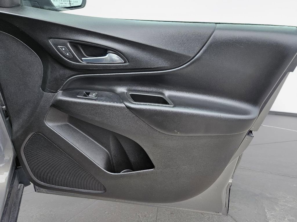 Used 2018 Chevrolet Equinox LT w/ Sun & Infotainment Package image 33