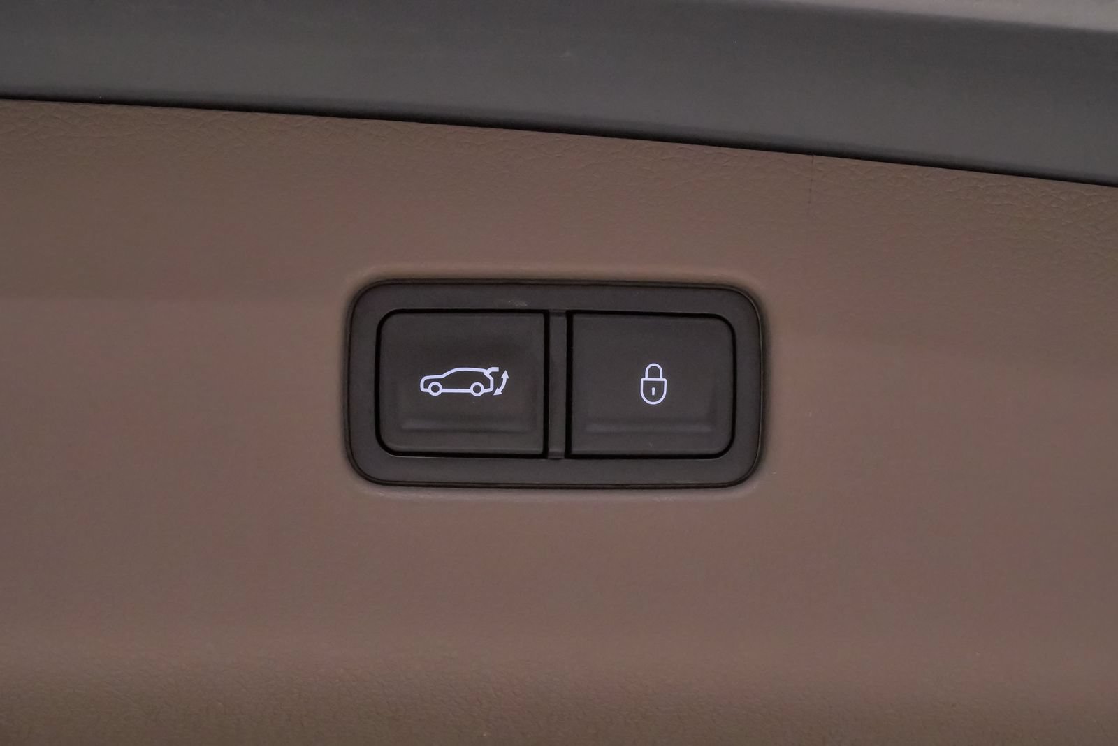 Certified 2026 Genesis GV70 2.5T Advanced AWD/4WD image 23