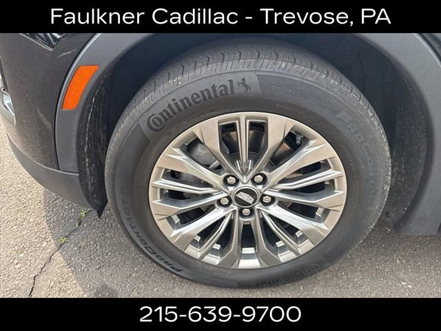 Used 2025 Cadillac XT4 Premium Luxury AWD/4WD image 8