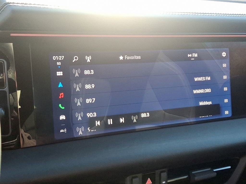 Used 2024 Porsche Macan 4 Electric image 18