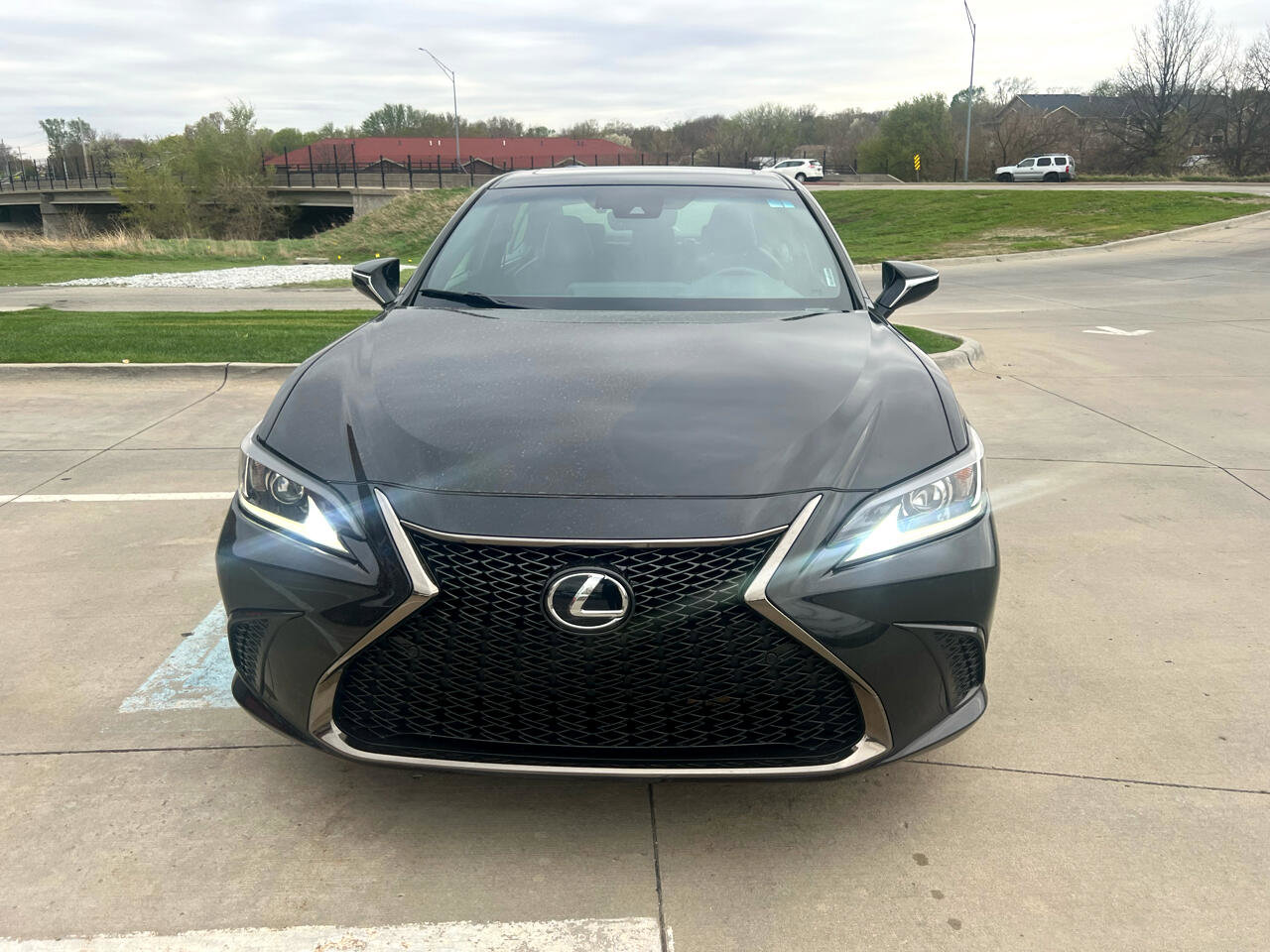 Used 2020 Lexus ES 350 F Sport image 3