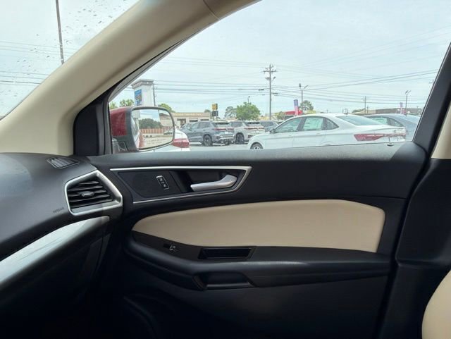 Used 2018 Ford Edge SEL w/ Equipment Group 201A FWD image 31