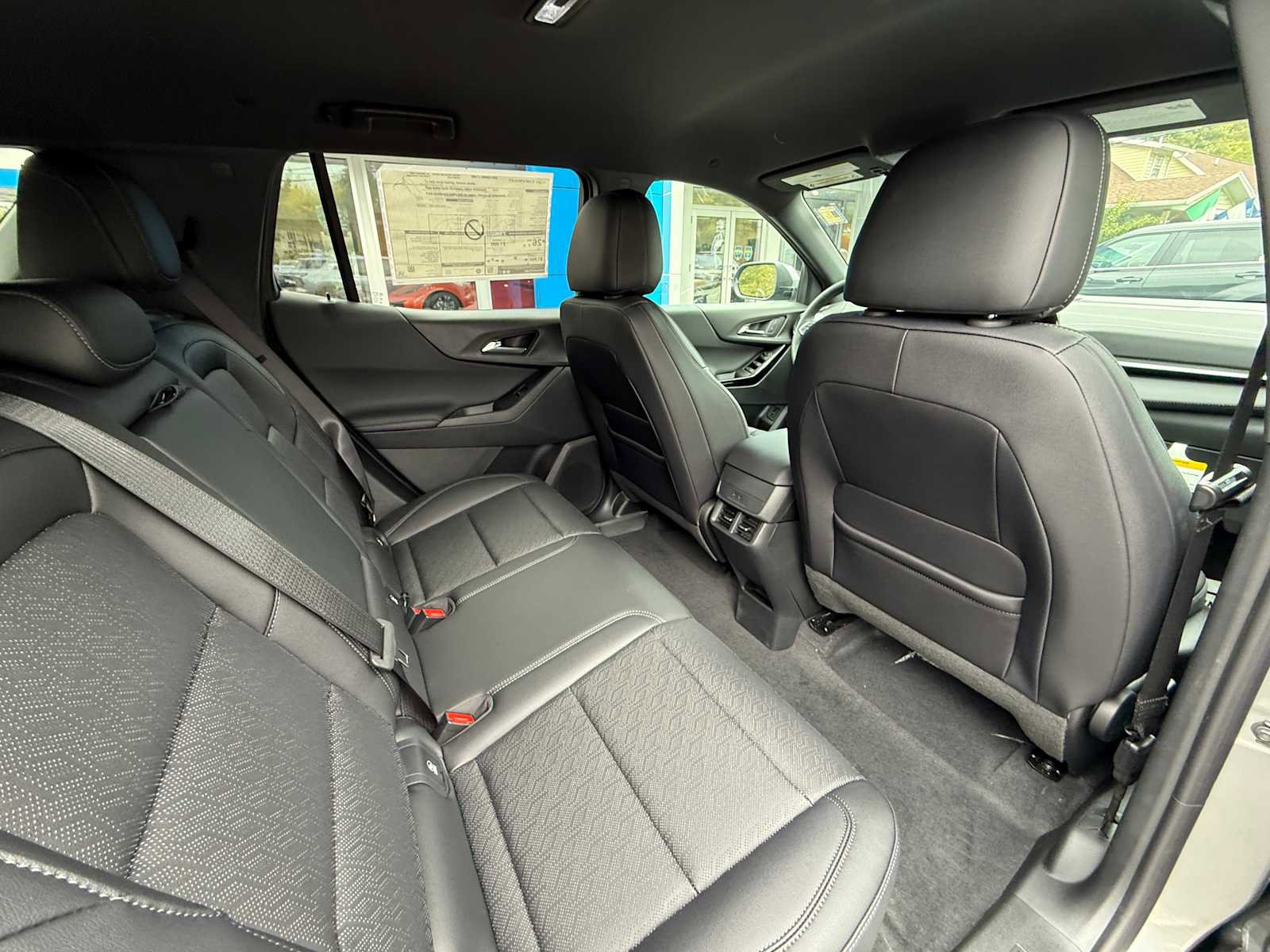 New 2026 Chevrolet Equinox LT w/ Convenience Package II image 35