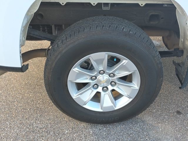 Used 2024 Chevrolet Silverado 1500 LT AWD/4WD image 29