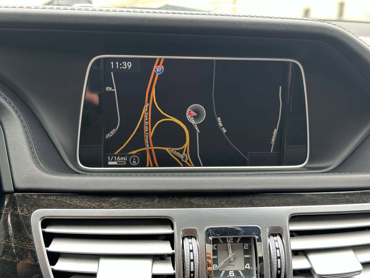 Used 2015 Mercedes-Benz E 63 AMG S-Model w/ Driver Assistance Package image 28