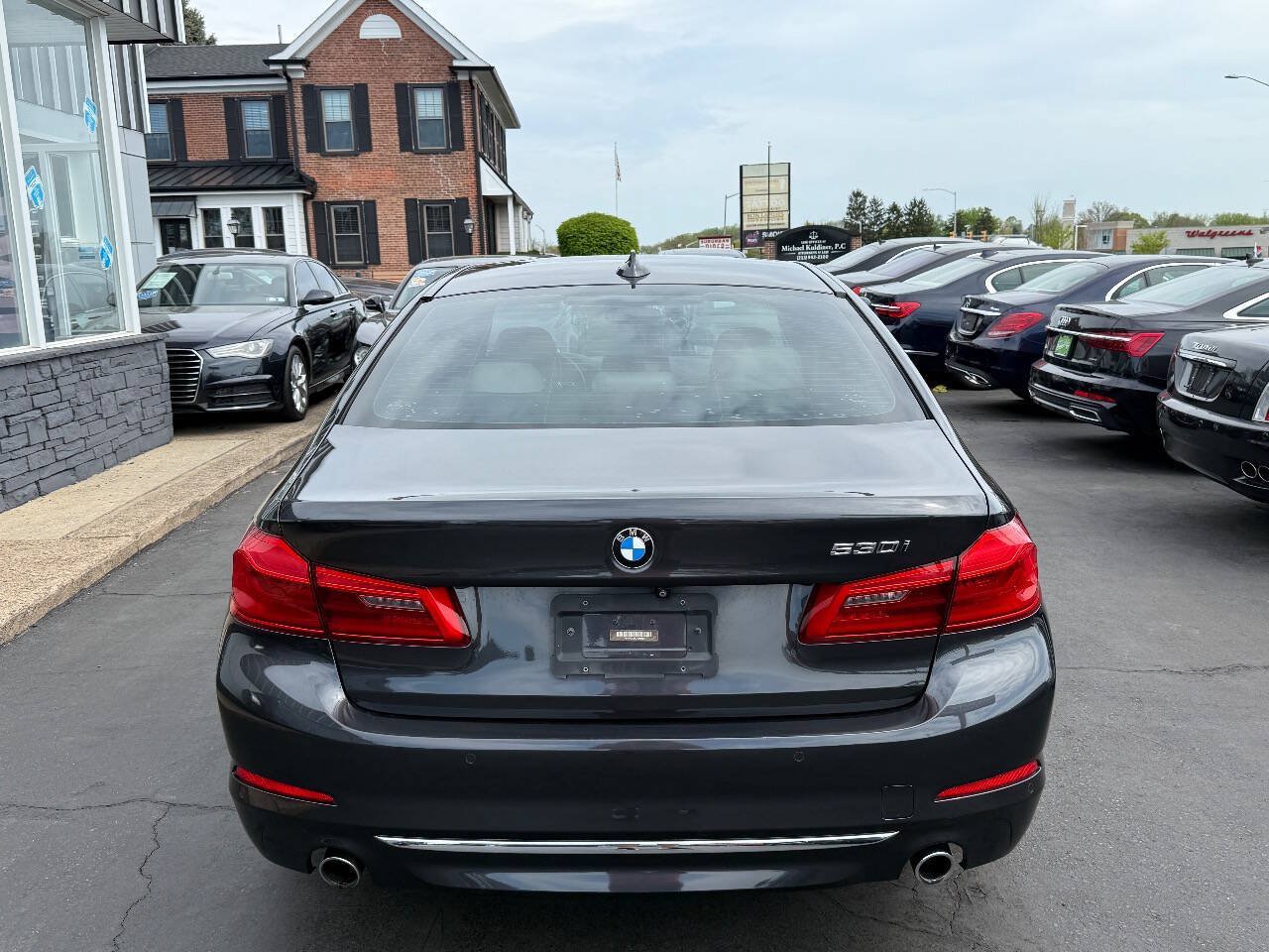 Used 2018 BMW 530i RWD image 6