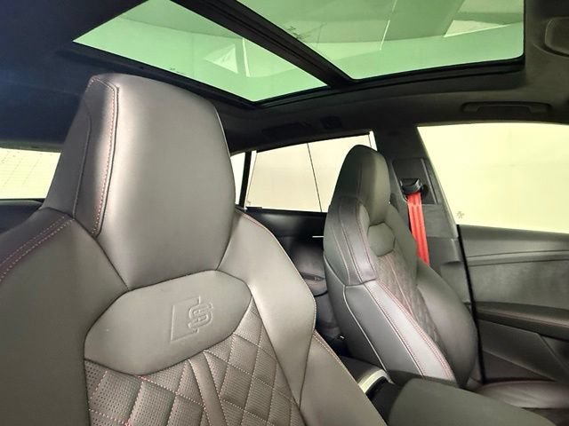 Used 2026 Audi SQ8 Prestige AWD/4WD image 30