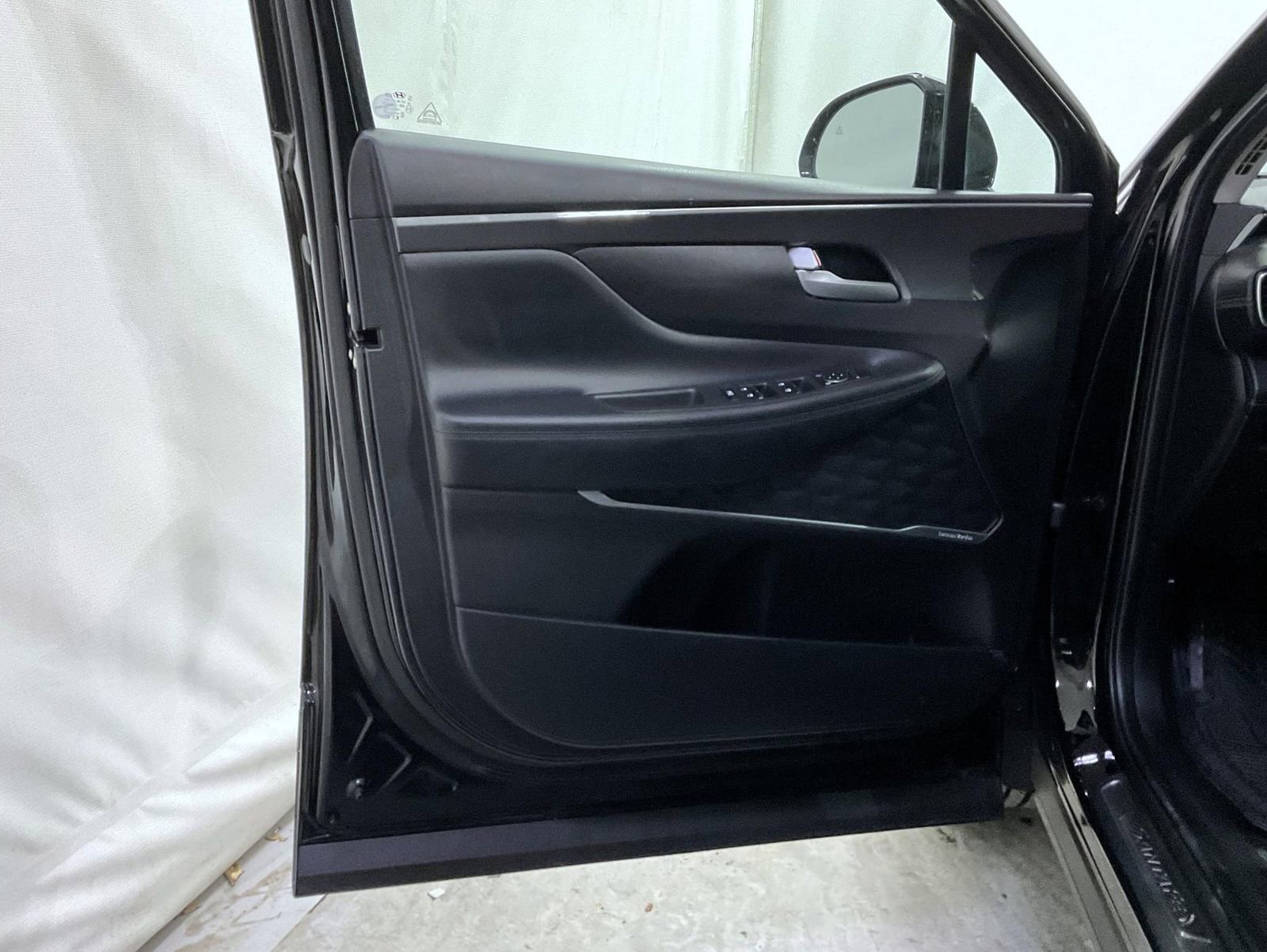 Used 2023 Hyundai Santa Fe SEL Premium image 10