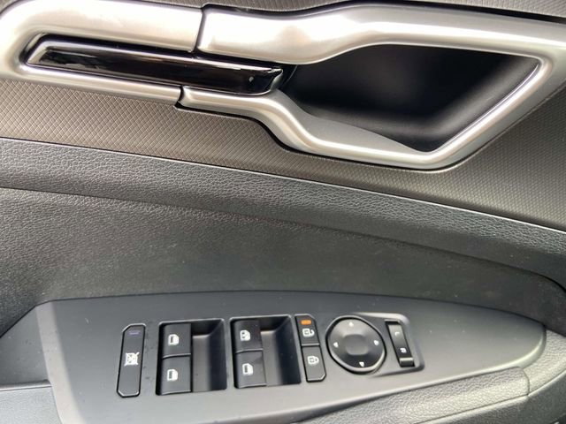 New 2026 Kia Sportage LX FWD image 12