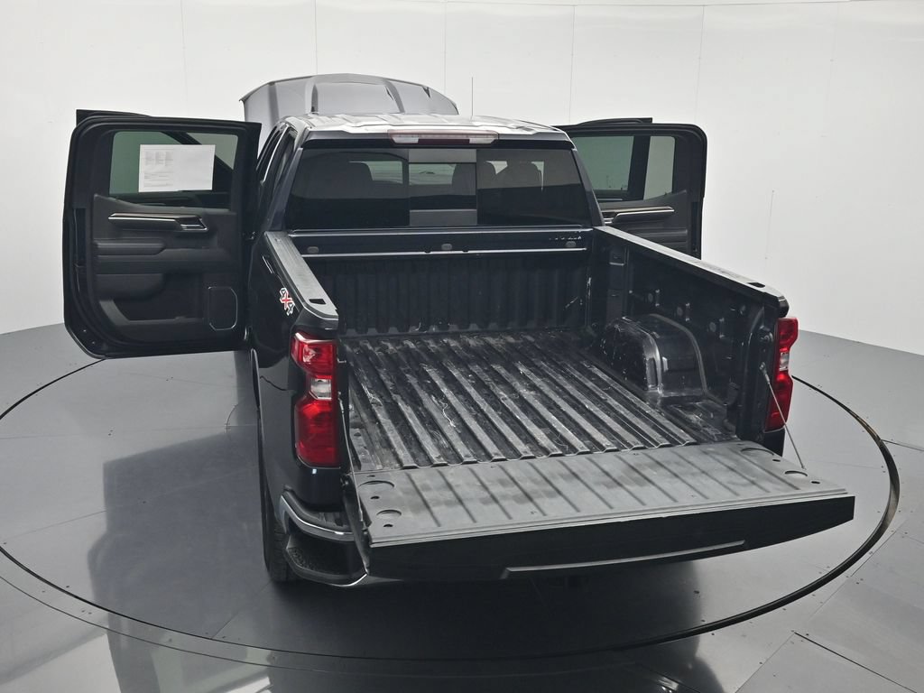 Used 2023 Chevrolet Silverado 1500 LT w/ Convenience Package II AWD/4WD image 45
