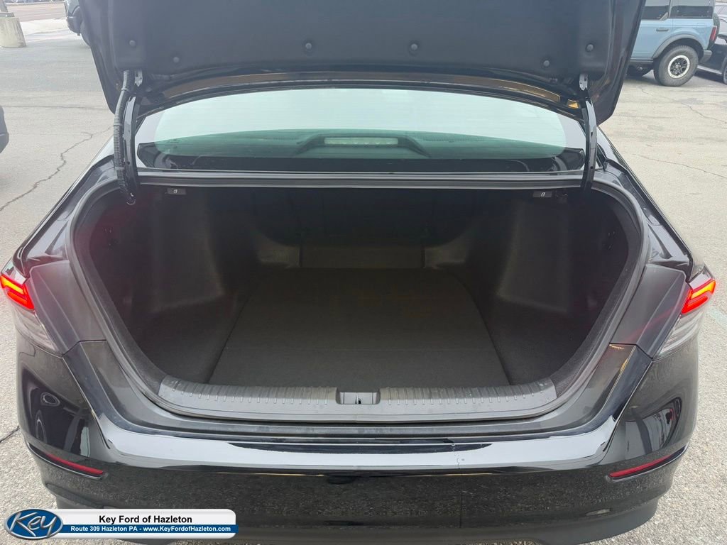 Used 2025 Honda Accord SE image 7