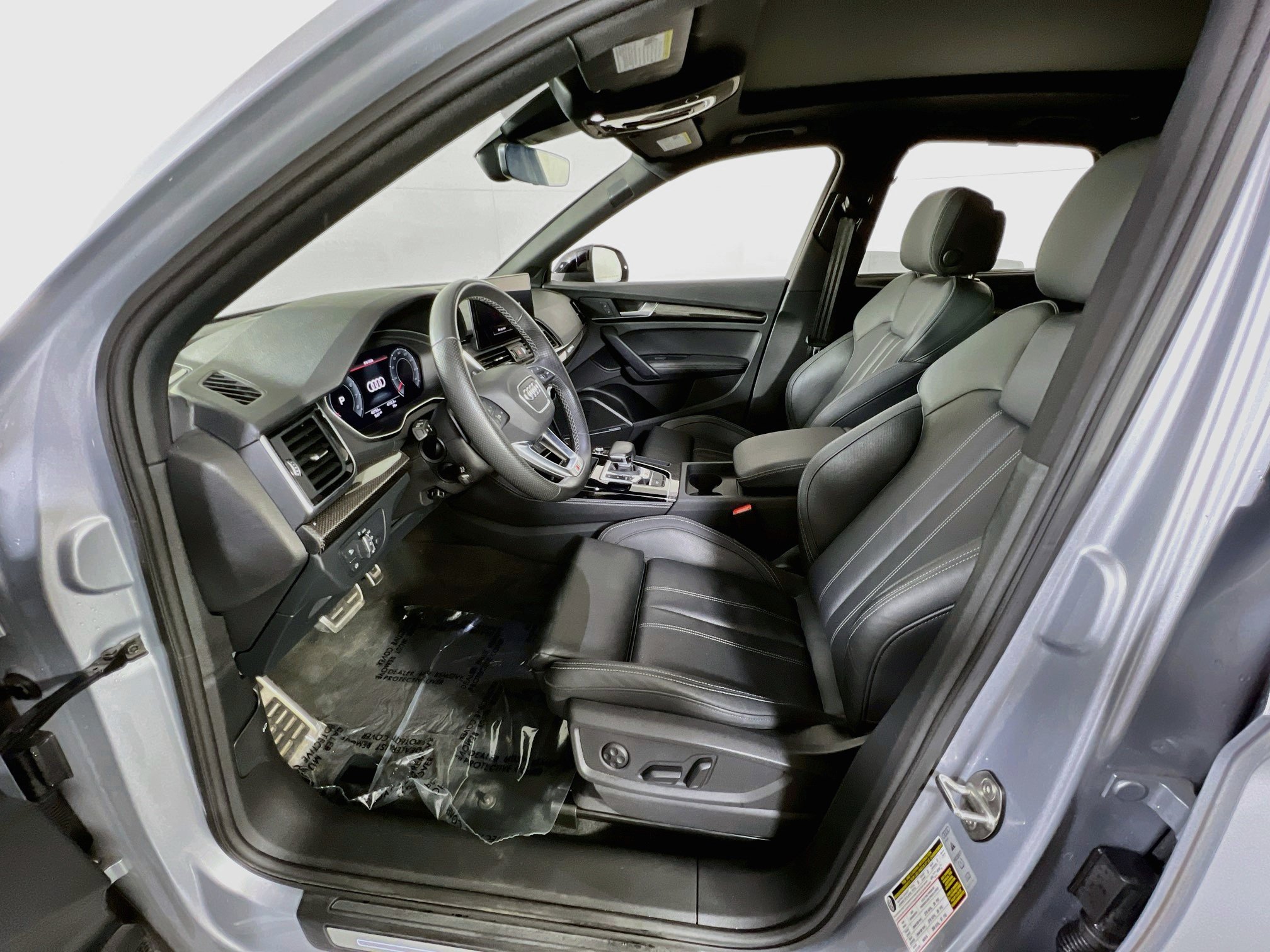 Used 2023 Audi SQ5 Premium Plus AWD/4WD image 21