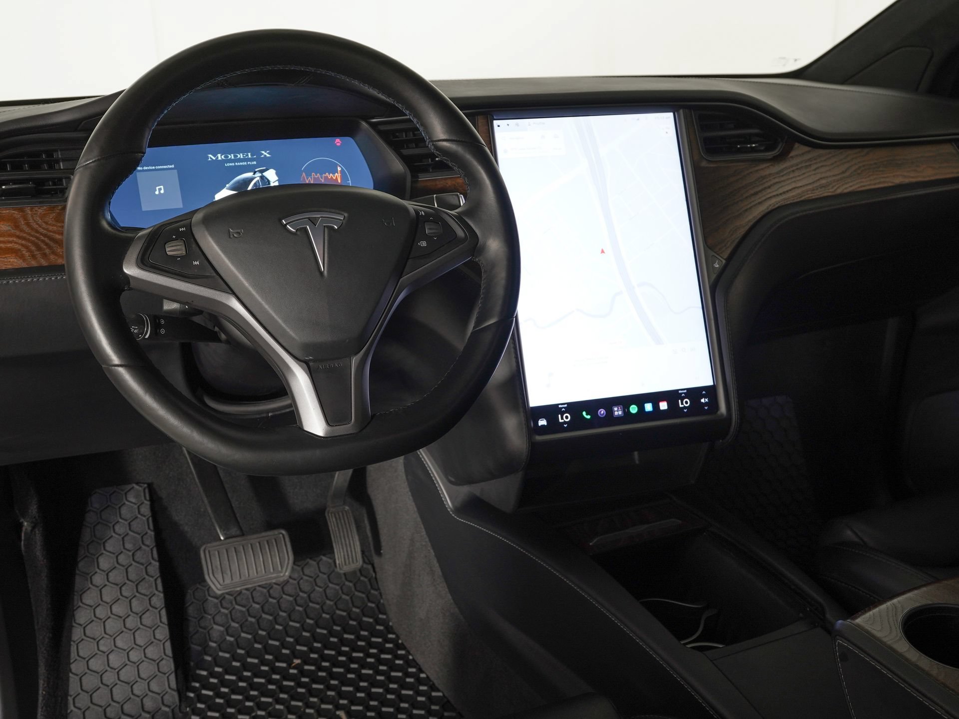 Used 2021 Tesla Model X Long Range AWD/4WD image 16