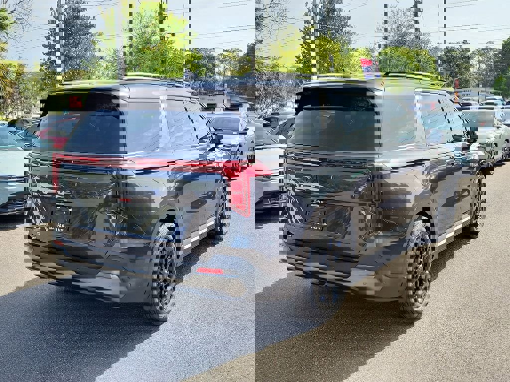 New 2026 Kia Carnival SX FWD image 6