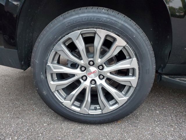 Used 2021 GMC Yukon XL Denali image 5