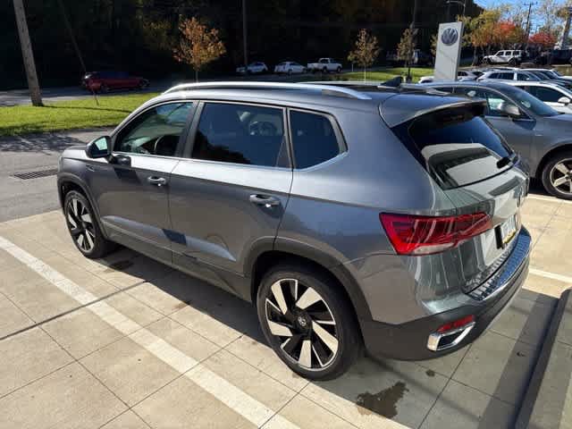 Used 2024 Volkswagen Taos SEL AWD/4WD image 7