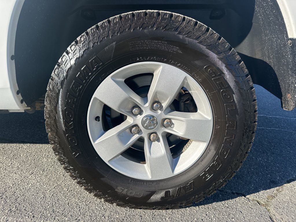 Used 2022 RAM 1500 Tradesman w/ Chrome Appearance Group image 26