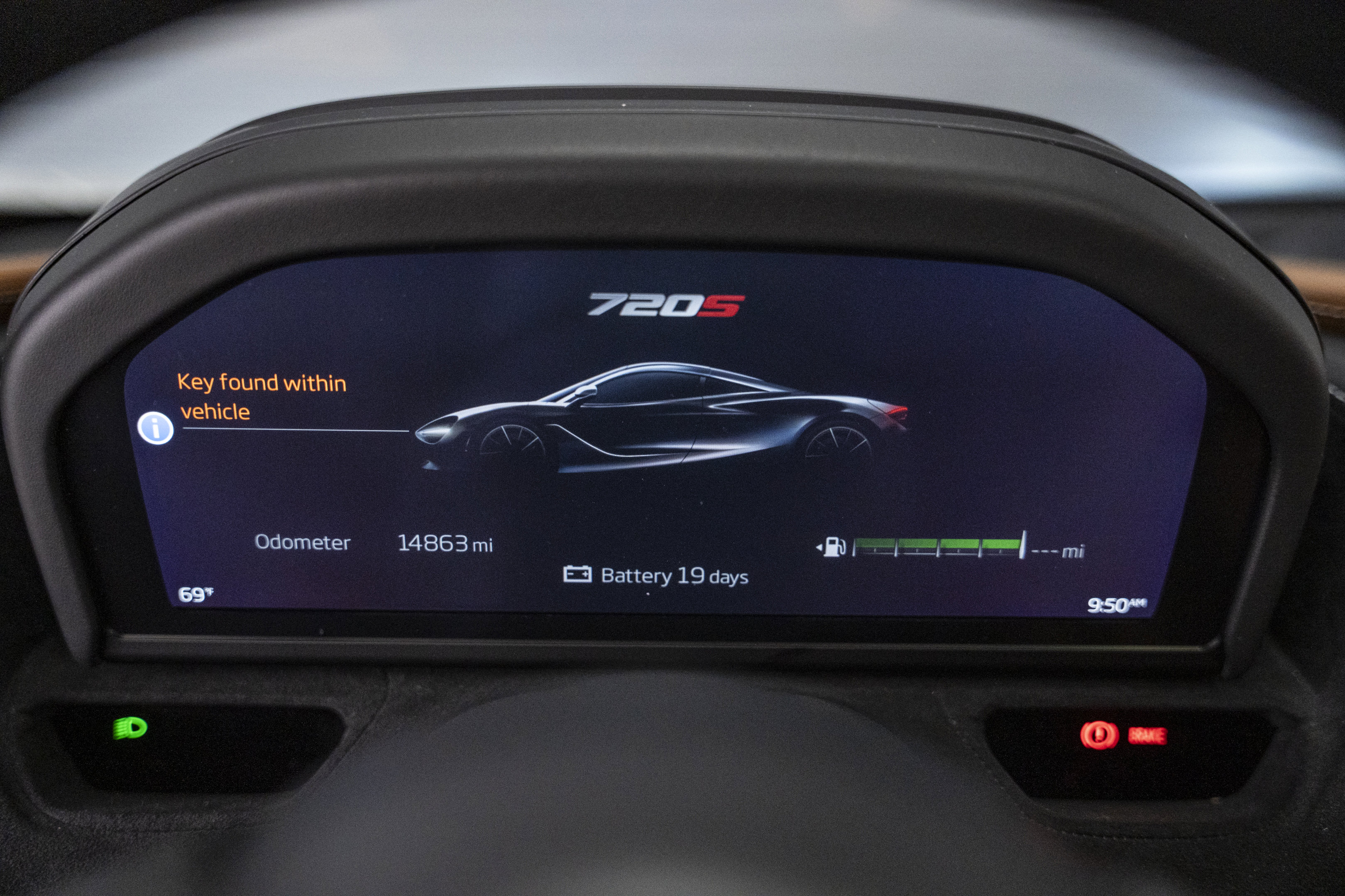 Used 2020 McLaren 720S Spider image 44