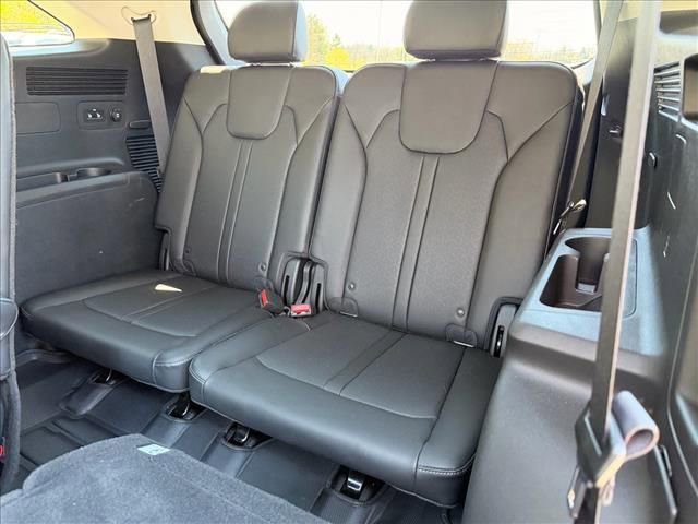 Used 2023 Kia Sorento SX image 11