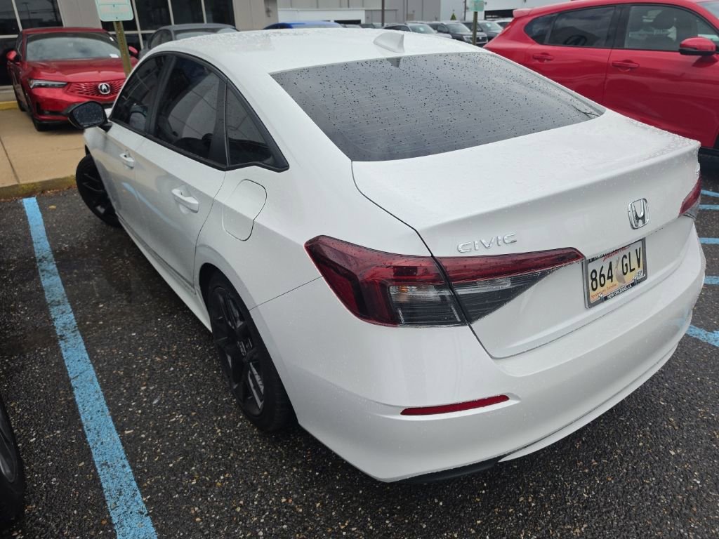 Used 2025 Honda Civic Sport image 6