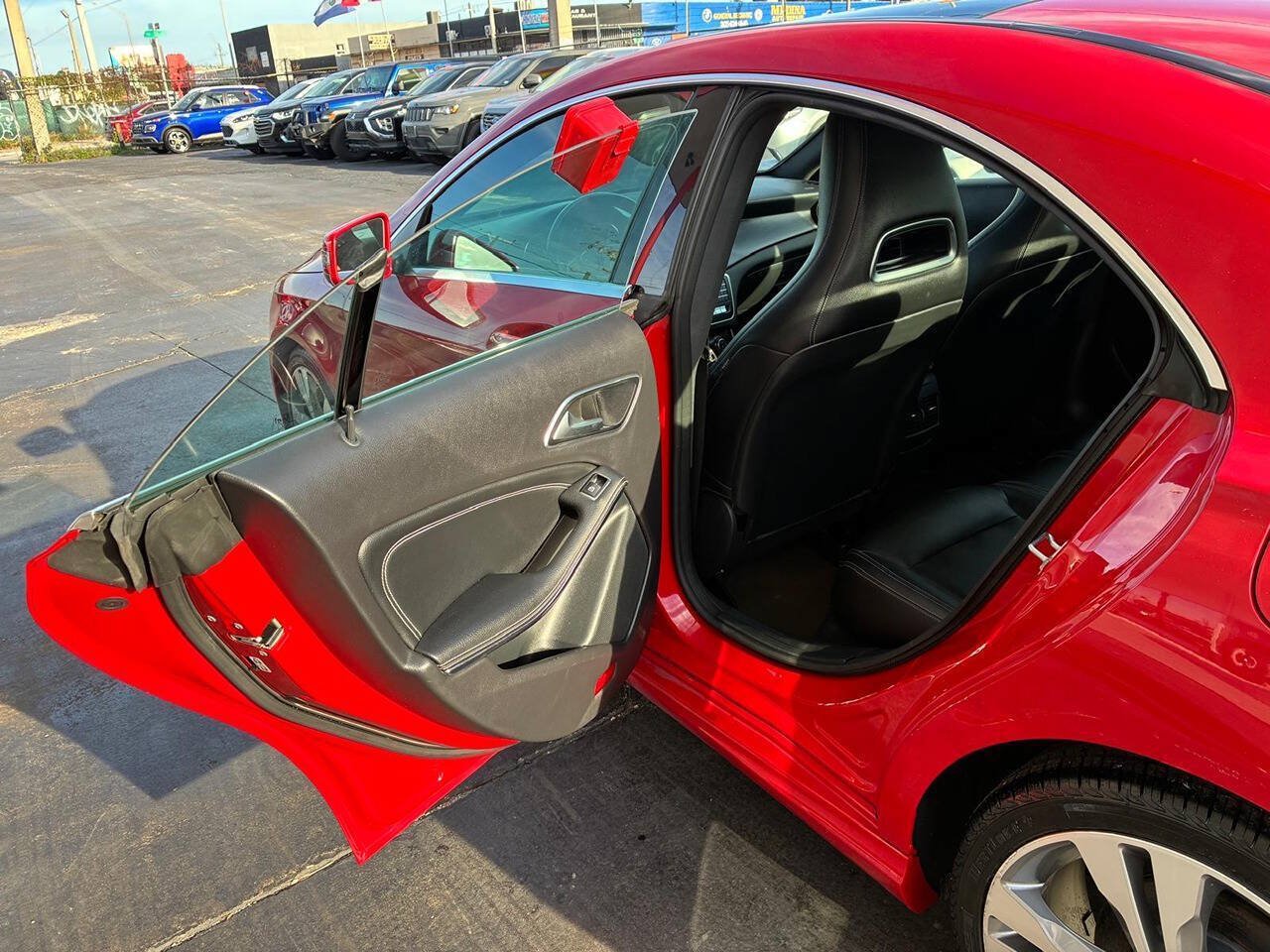 Used 2019 Mercedes-Benz CLA 250 image 9