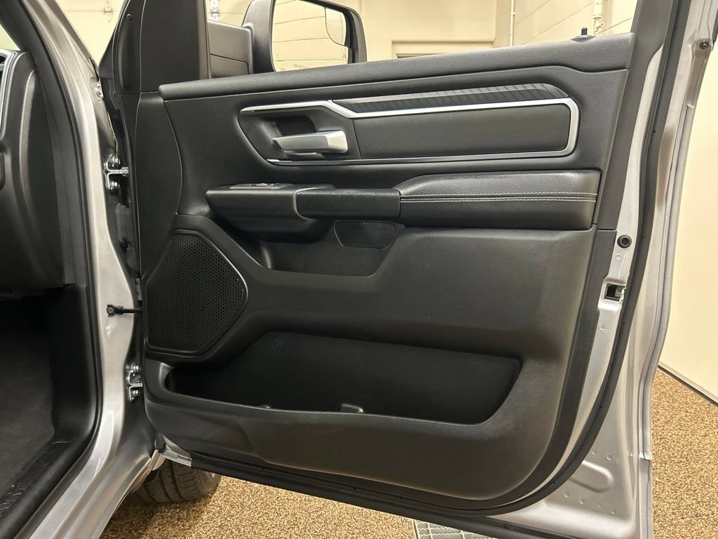 Used 2025 RAM 1500 Big Horn AWD/4WD image 12