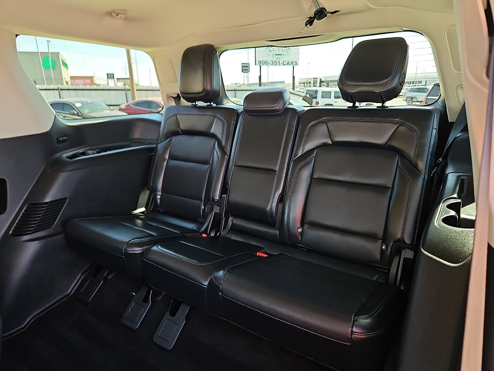 Used 2025 Lincoln Navigator Reserve AWD/4WD image 11