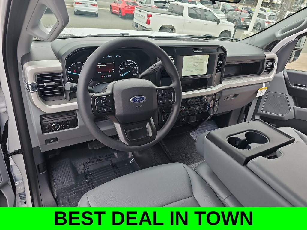 New 2026 Ford F250 XL w/ XL Chrome Package AWD/4WD image 15