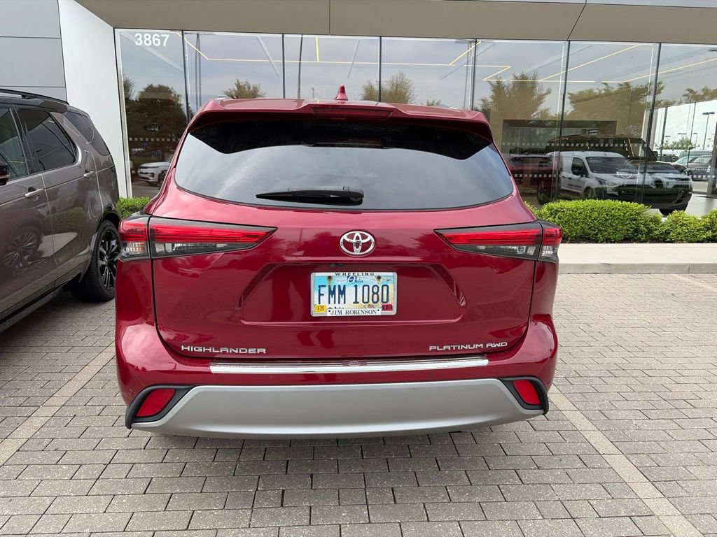 Used 2020 Toyota Highlander Platinum AWD/4WD image 6