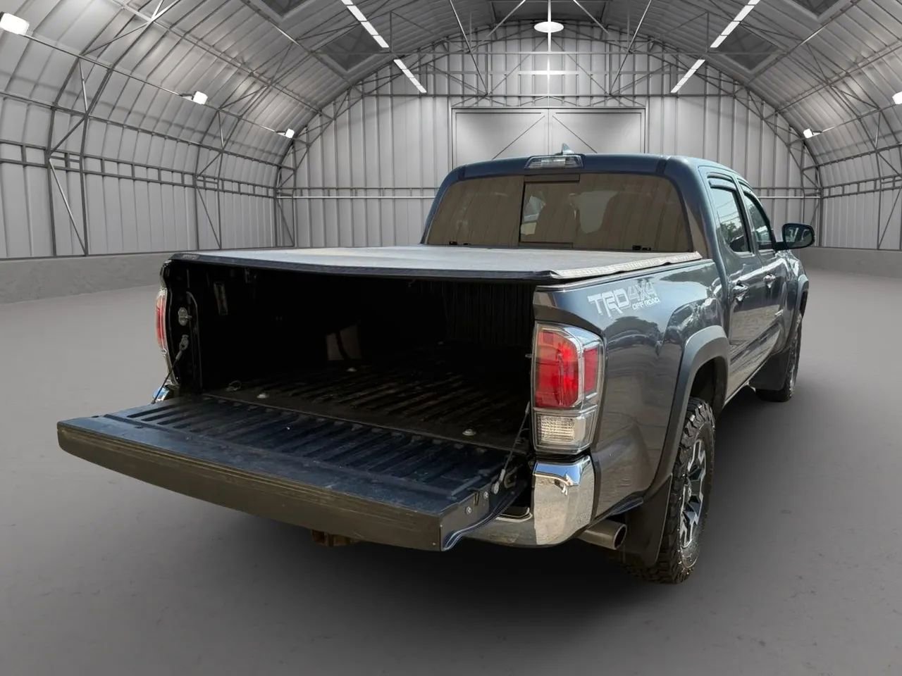 Used 2021 Toyota Tacoma TRD Off-Road image 6