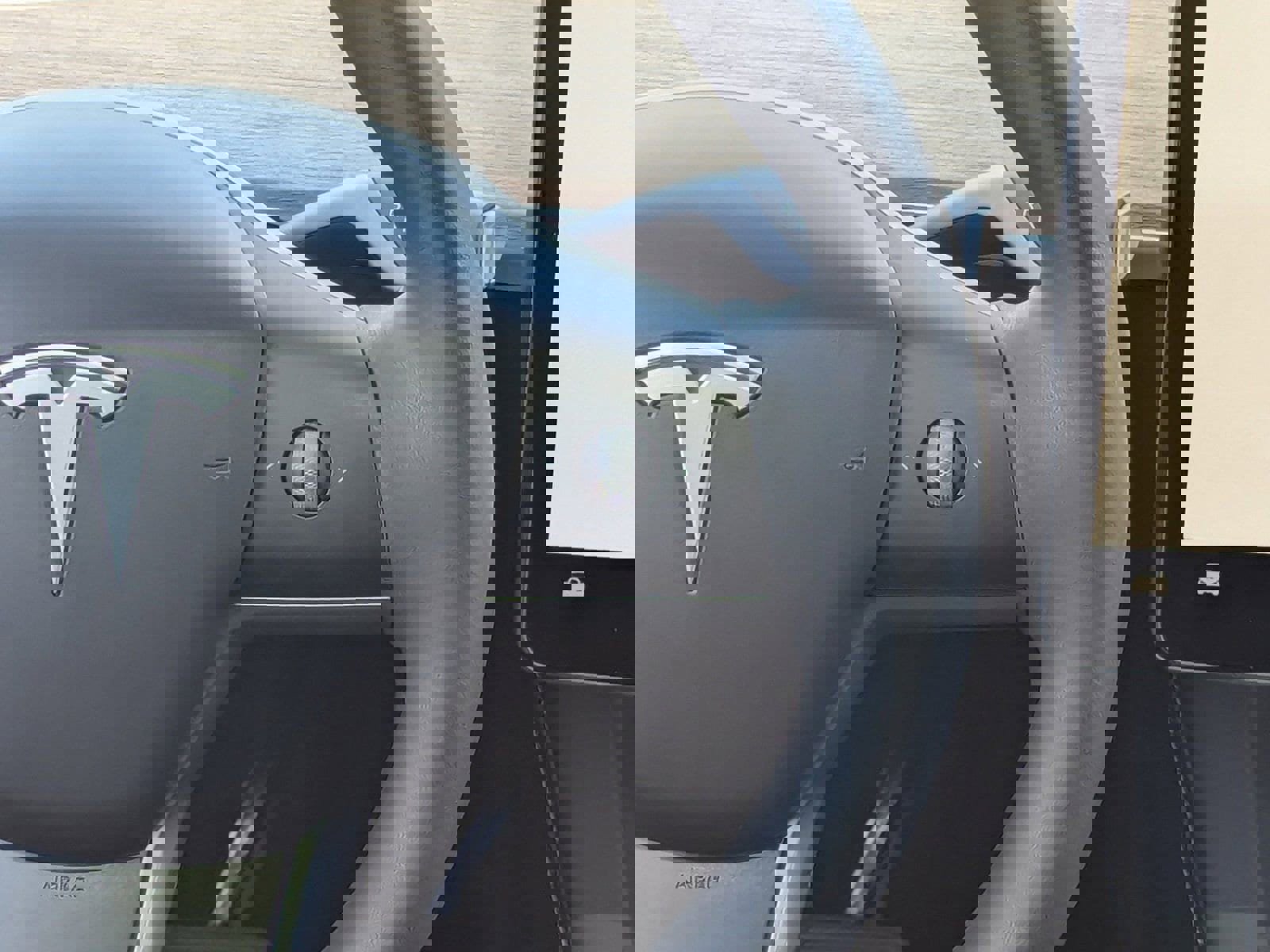 Used 2025 Tesla Model Y Long Range image 21