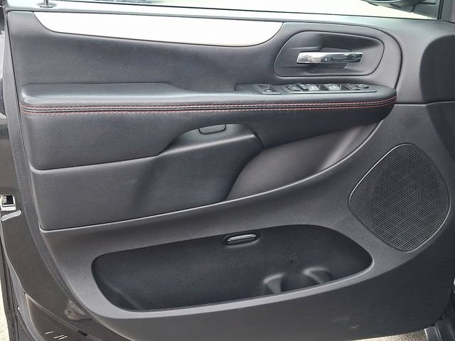 Used 2020 Dodge Grand Caravan GT FWD image 13