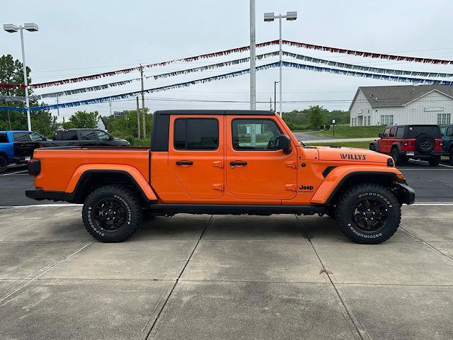 New 2025 Jeep Gladiator Willys image 2