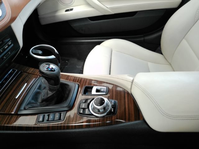 Used 2015 BMW Z4 sDrive28i RWD image 35