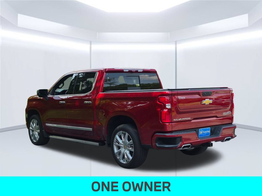 Used 2024 Chevrolet Silverado 1500 High Country w/ Technology Package AWD/4WD video 3