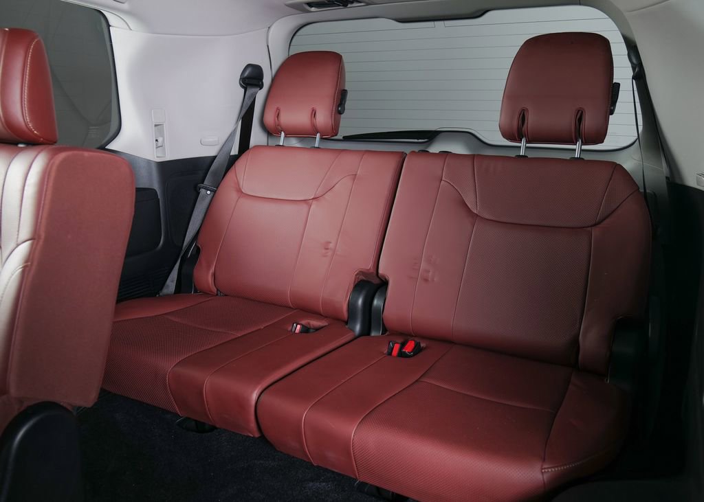 Used 2018 Lexus LX 570 4WD image 27