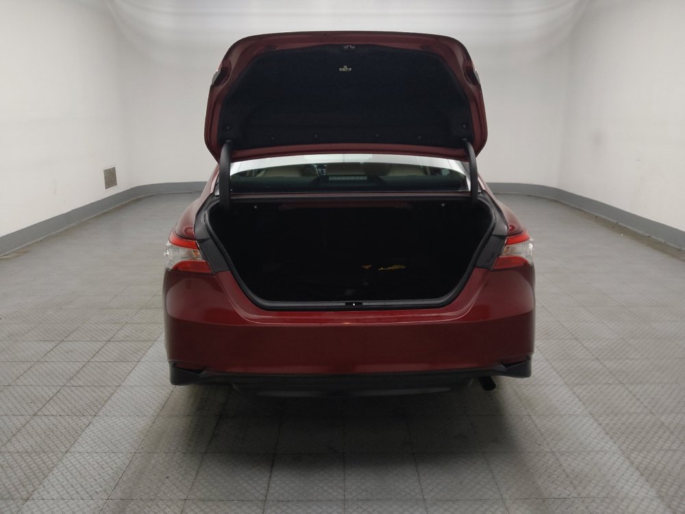 Used 2019 Toyota Camry LE image 29