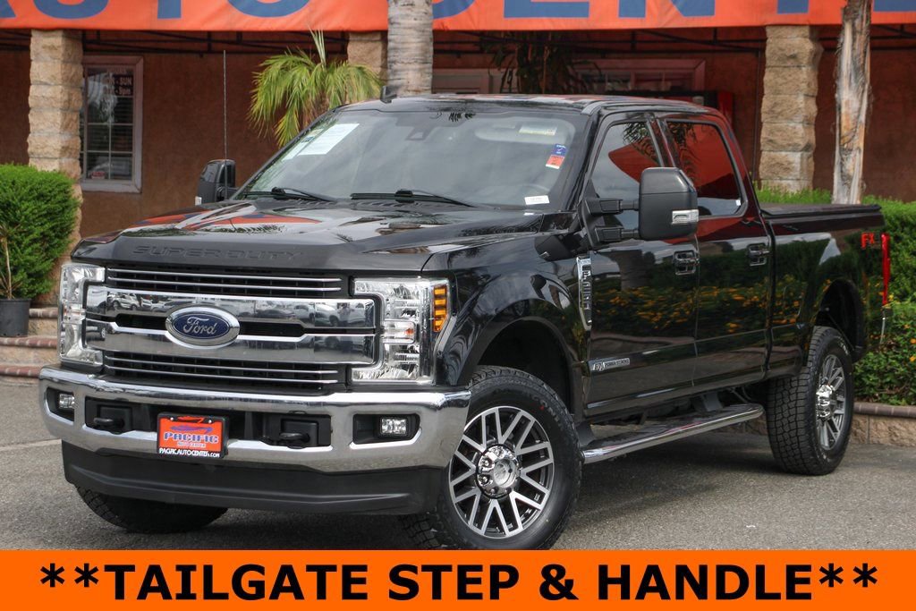 Used 2019 Ford F250 Lariat w/ Lariat Ultimate Package image 4