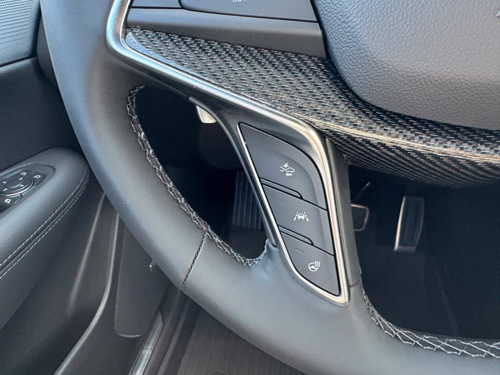 New 2026 Cadillac XT5 Sportv w/ LPO, Floor Liner Package AWD/4WD image 20