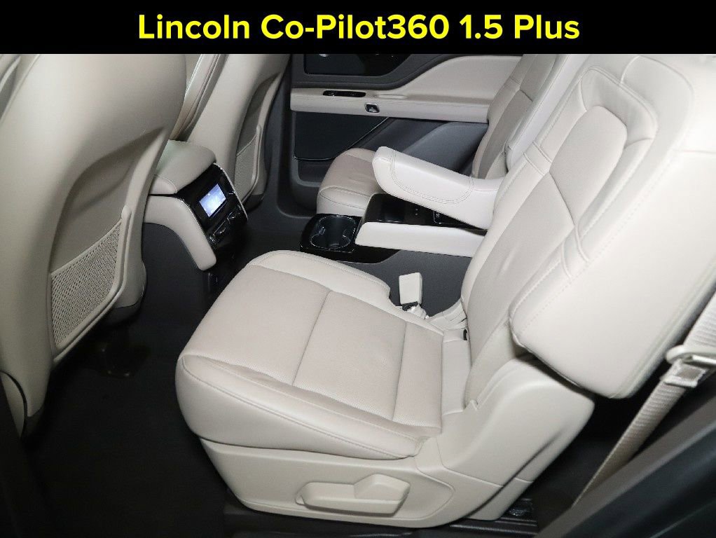 Certified 2023 Lincoln Aviator Reserve w/ Equipment Group 201A image 15