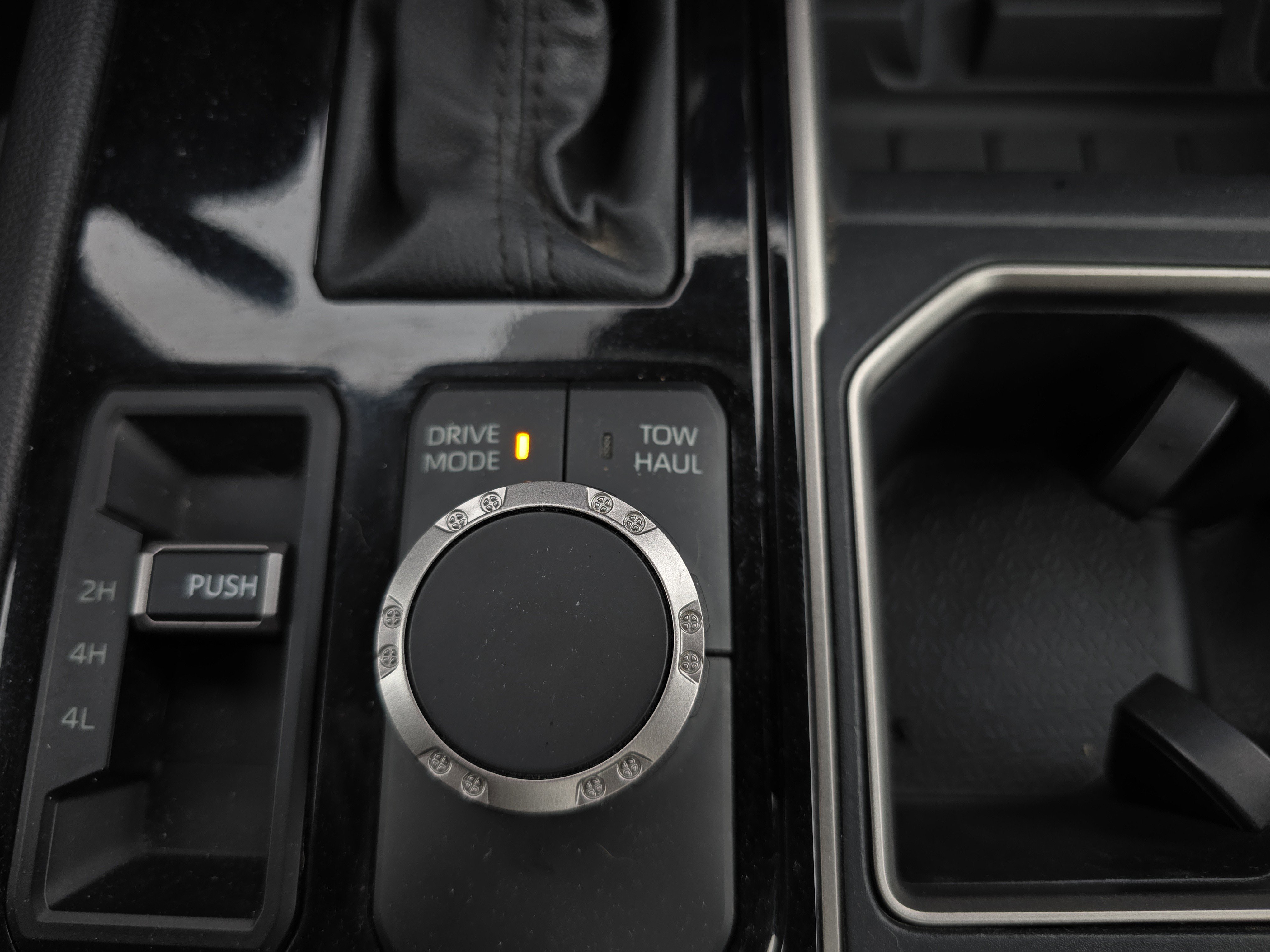 Used 2022 Toyota Tundra Limited image 27