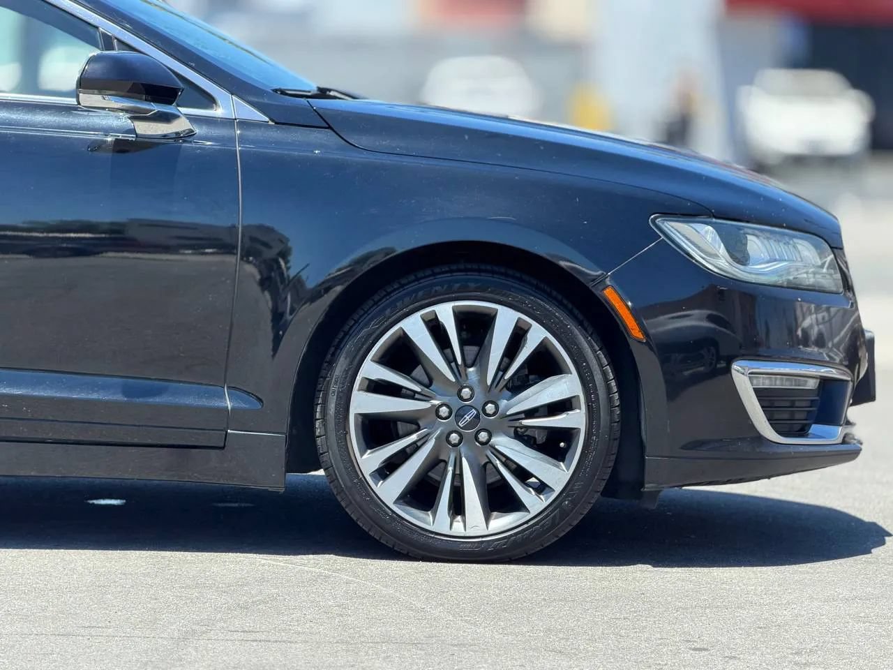 Used 2017 Lincoln MKZ Reserve FWD image 20